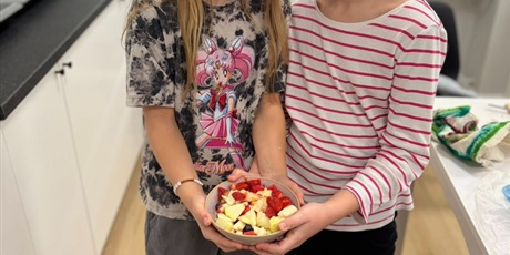 Powiększ grafikę: Uczniowie podczas zajęć