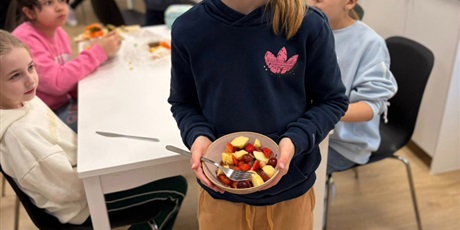 Powiększ grafikę: Uczniowie podczas zajęć