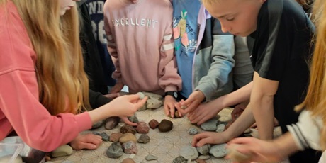 Powiększ grafikę: Klasa 5b na wycieczce