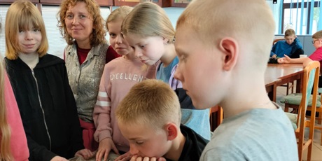 Powiększ grafikę: Klasa 5b na wycieczce