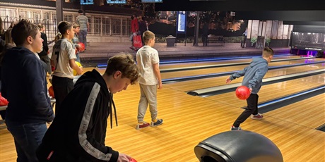 Powiększ grafikę: Klasa 6a na kręglach