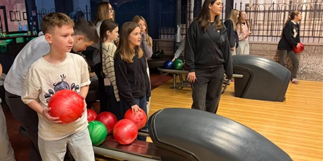 Powiększ grafikę: Klasa 6a na kręglach