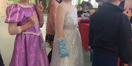 Powiększ grafikę: Wróżby andrzejkowe w zerówce