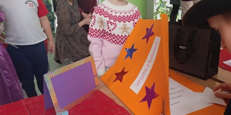 Powiększ grafikę: Wróżby andrzejkowe w zerówce