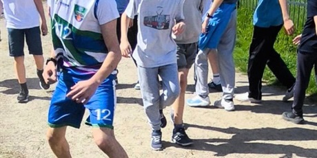 Powiększ grafikę: Udział uczniów w biegu.