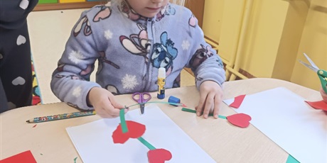 Powiększ grafikę: Uczniowie podczas zajęć