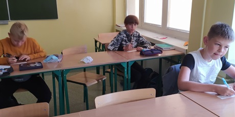 Powiększ grafikę: cwiczenie-z-kodowania-211594.jpg