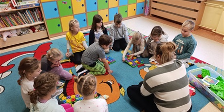 Powiększ grafikę: Zajęcia w zerówce