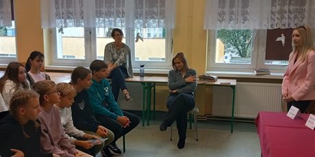 Powiększ grafikę: Debata przedwyborcza.