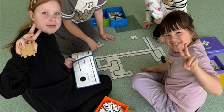 Powiększ grafikę: Zajęcia w klasie drugiej.