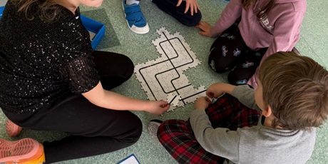 Powiększ grafikę: Zajęcia w klasie drugiej.