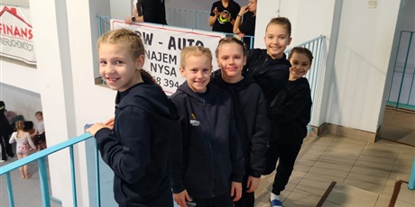 Powiększ grafikę: Dziewczyny podczas zawodów