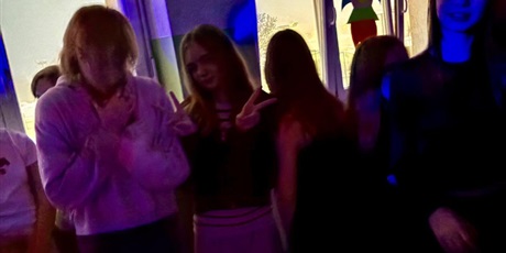 Powiększ grafikę: [Dyskoteka szkolna