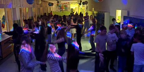 Powiększ grafikę: [Dyskoteka szkolna