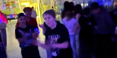 Powiększ grafikę: [Dyskoteka szkolna