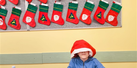 Powiększ grafikę: Dzień świątecznego swetra