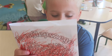 Powiększ grafikę: Dzieci podczas zajęć