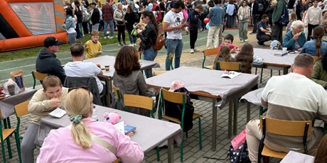 Powiększ grafikę: festyn-rodzinny-w-naszej-szkole-620311.jpg