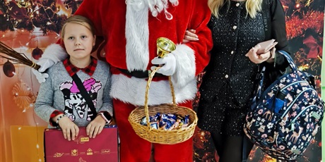 Powiększ grafikę: Festyn świąteczny w naszej szkole