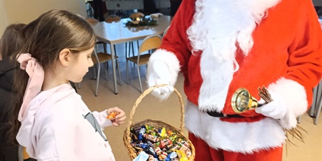 Powiększ grafikę: Festyn świąteczny w naszej szkole