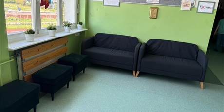 Powiększ grafikę: Zakupione sofy i pufy