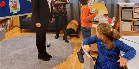 Powiększ grafikę: Wręczanie nagród i dyplomów