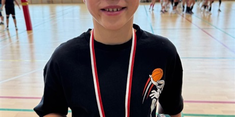 Powiększ grafikę: Uczeń podczas zawodów