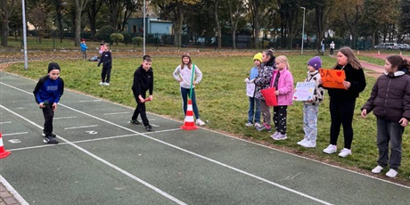 Powiększ grafikę: Sztafetowe biegi klas 1-3