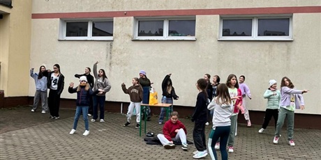 Powiększ grafikę: Sztafetowe biegi klas 1-3