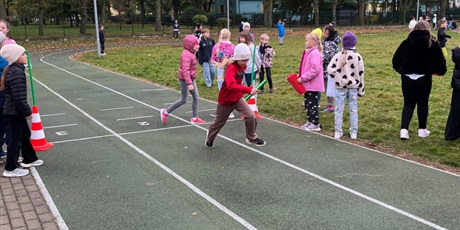 Powiększ grafikę: Sztafetowe biegi klas 1-3