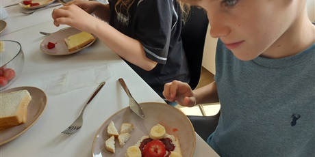 Powiększ grafikę: jezyk-niemiecki-w-pracowni-gastronomicznej-626769.jpg