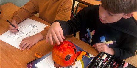 Powiększ grafikę: Zajęcia w klasie 1a.