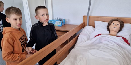 Powiększ grafikę: Klasa 2b na wycieczce