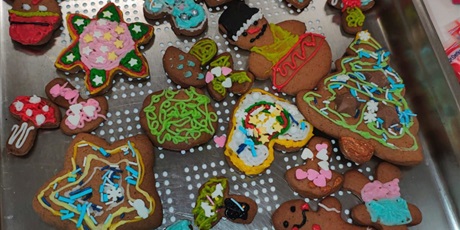 Klasa 4a przygotowywała dziś pierniczki