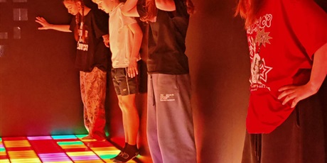 Powiększ grafikę: Klasa 6b w Pixel XL