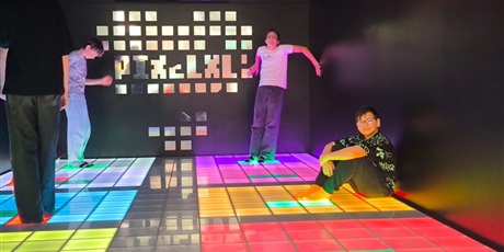 Powiększ grafikę: Klasa 7a podczas wyjścia do Pixel XL