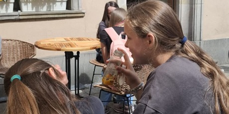 Powiększ grafikę: Uczniowie klasy 7b na wycieczce