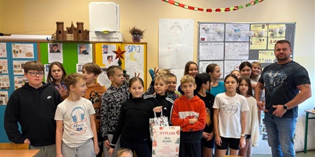 Powiększ grafikę: Klasa z nagrodą