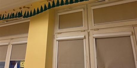 Powiększ grafikę: Dekoracje świąteczne w sali