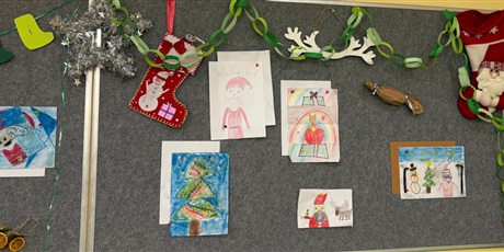 Powiększ grafikę: Dekoracje świąteczne w sali