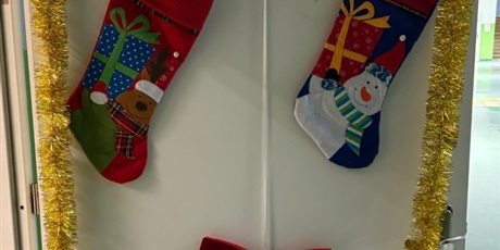 Powiększ grafikę: Dekoracje świąteczne w sali