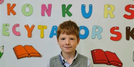 Powiększ grafikę: Uczniowie podczas konkursu.