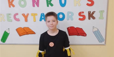 Powiększ grafikę: Uczniowie podczas konkursu.