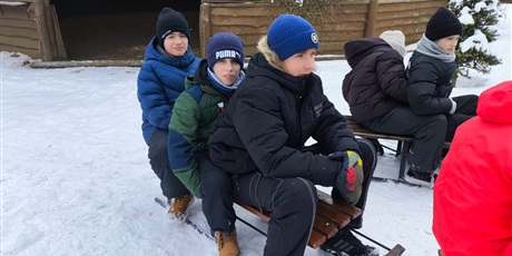 Powiększ grafikę: Klasa na kuligu.