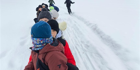 Powiększ grafikę: Klasa na kuligu.