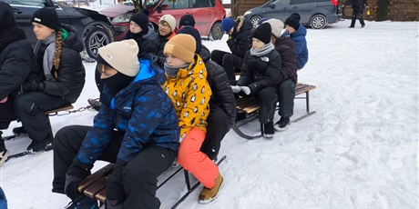 Powiększ grafikę: Klasa na kuligu.