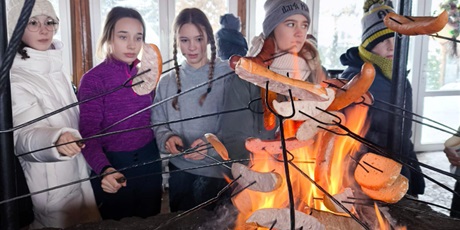 Powiększ grafikę: Klasa na kuligu.