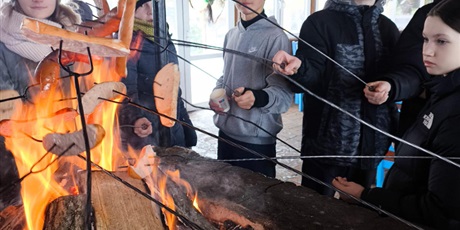 Powiększ grafikę: Klasa na kuligu.