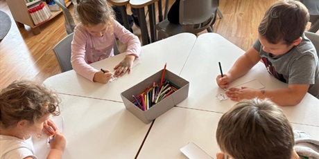 Powiększ grafikę: Lekcja biblioteczna dla dzieci z punktu przedszkolnego