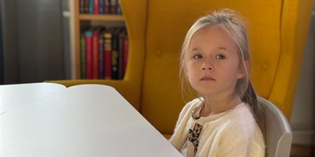 Powiększ grafikę: Lekcja biblioteczna dla dzieci z punktu przedszkolnego